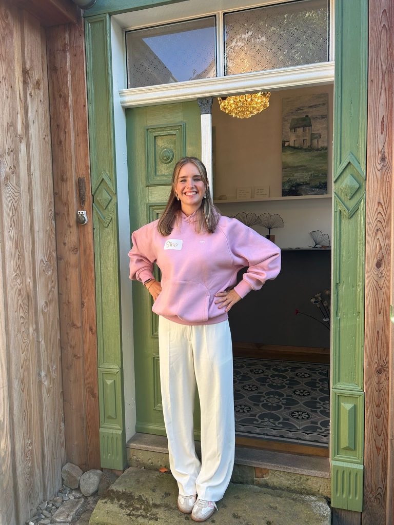 dfe90dcc-3869-4252-9340-f08f9833c82b